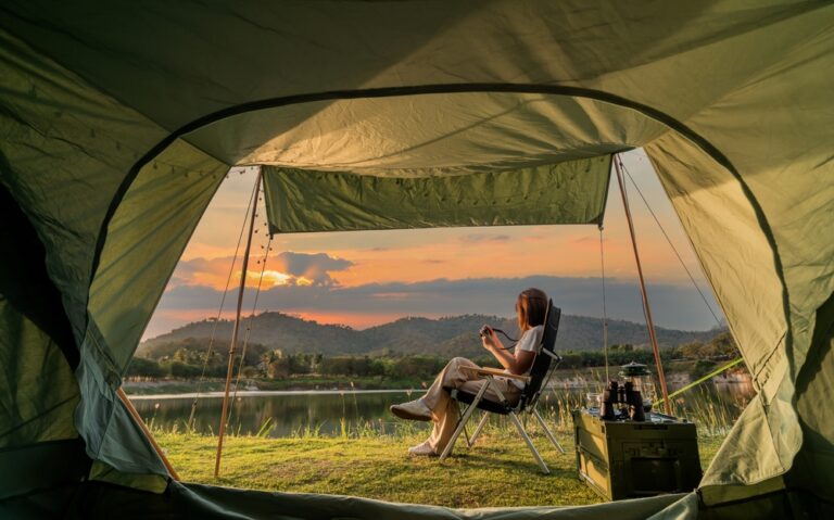 Handy Items for Camping Off the Grid