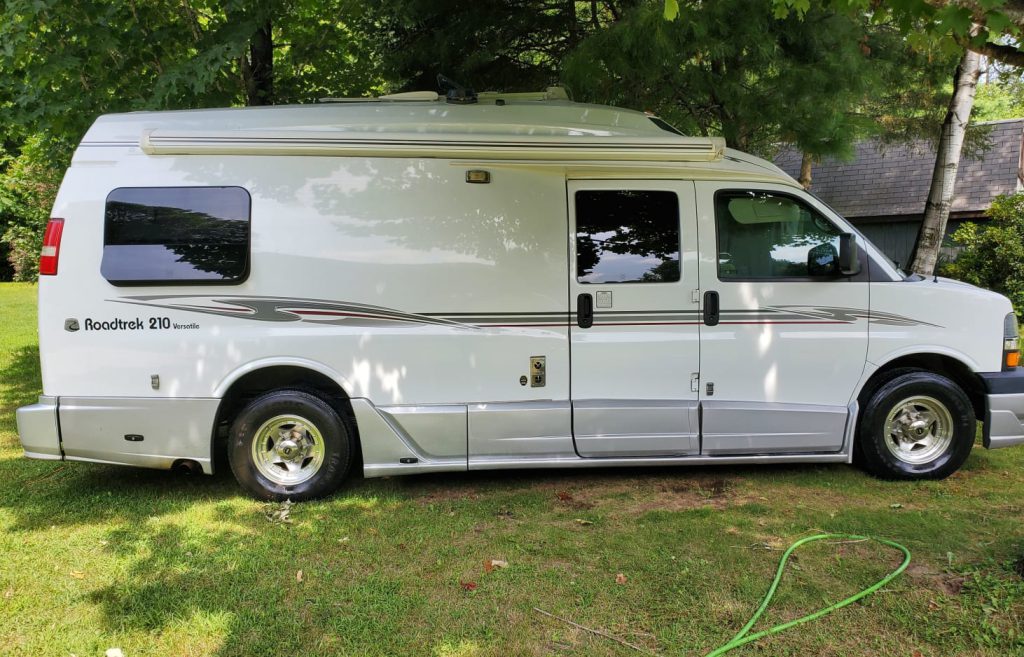 2008 Roadtrek Class B Campervan