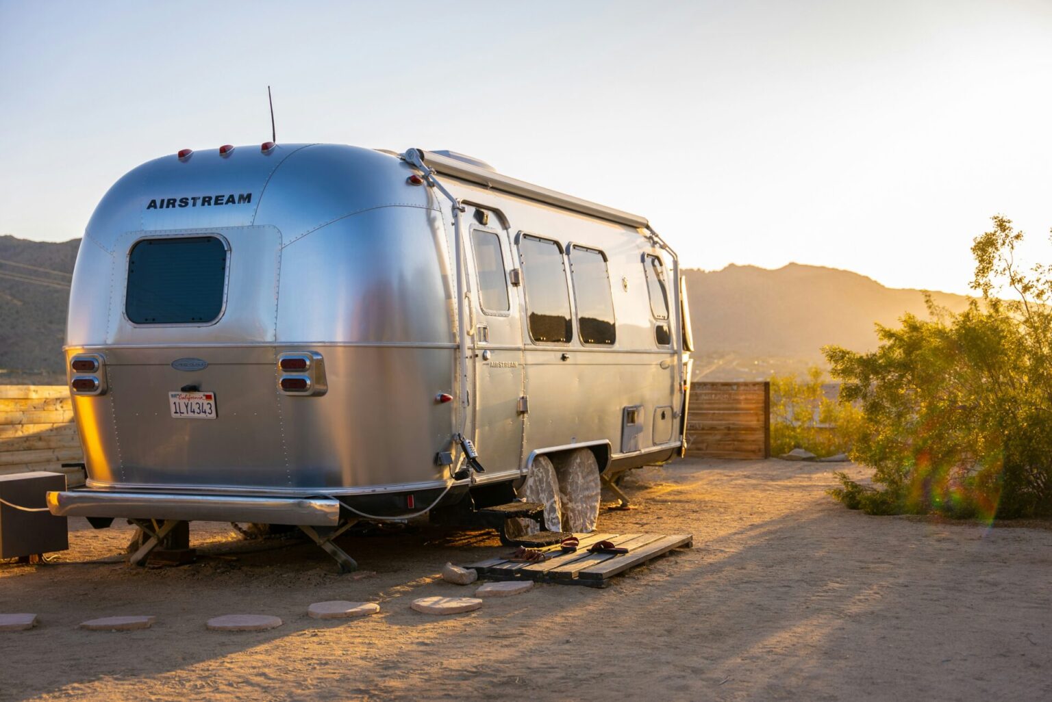 RV Classes Explained: Types Of Motorhomes And Towable Trailers