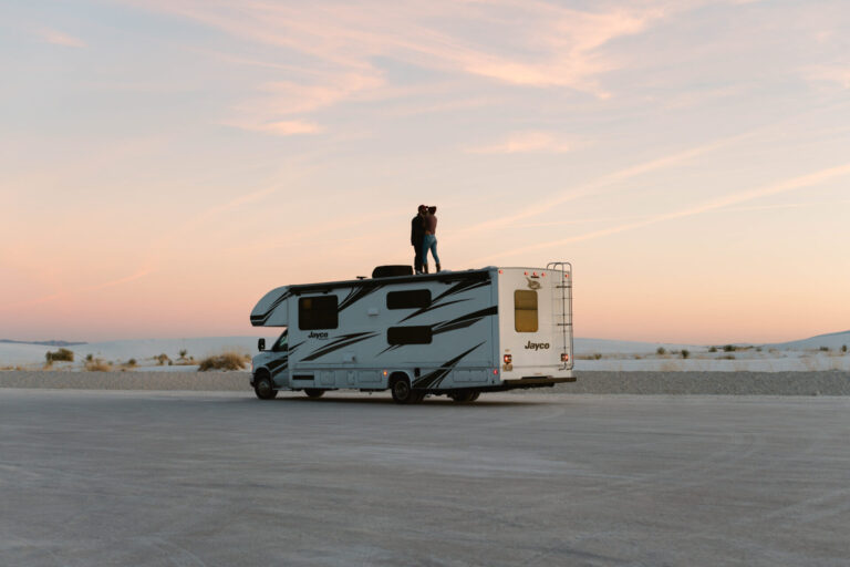 couple with rv boondocking