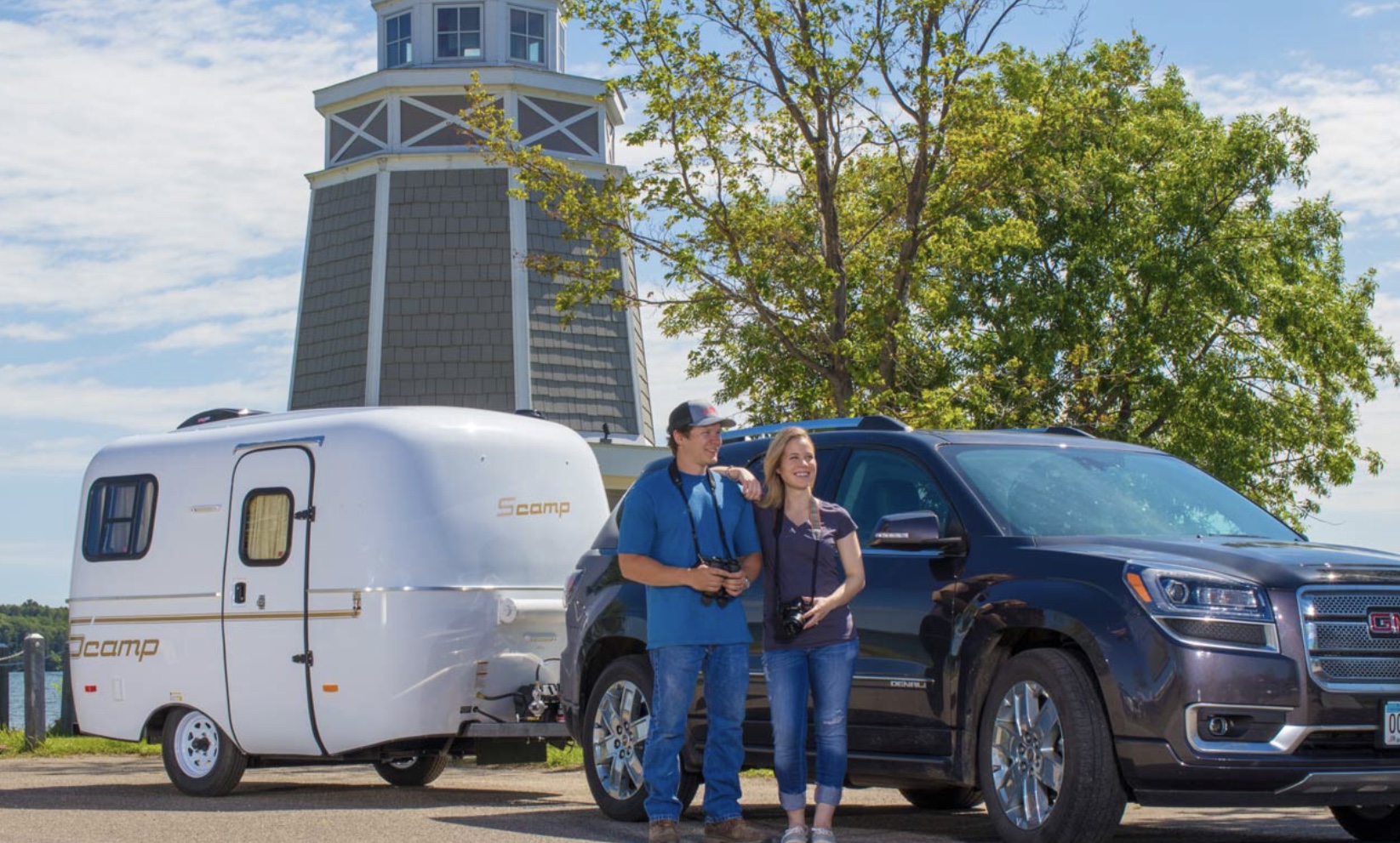 10 Best Small Campers With Bathrooms