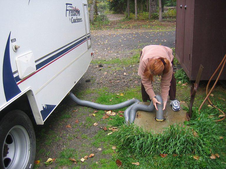 Dumping RV tanks