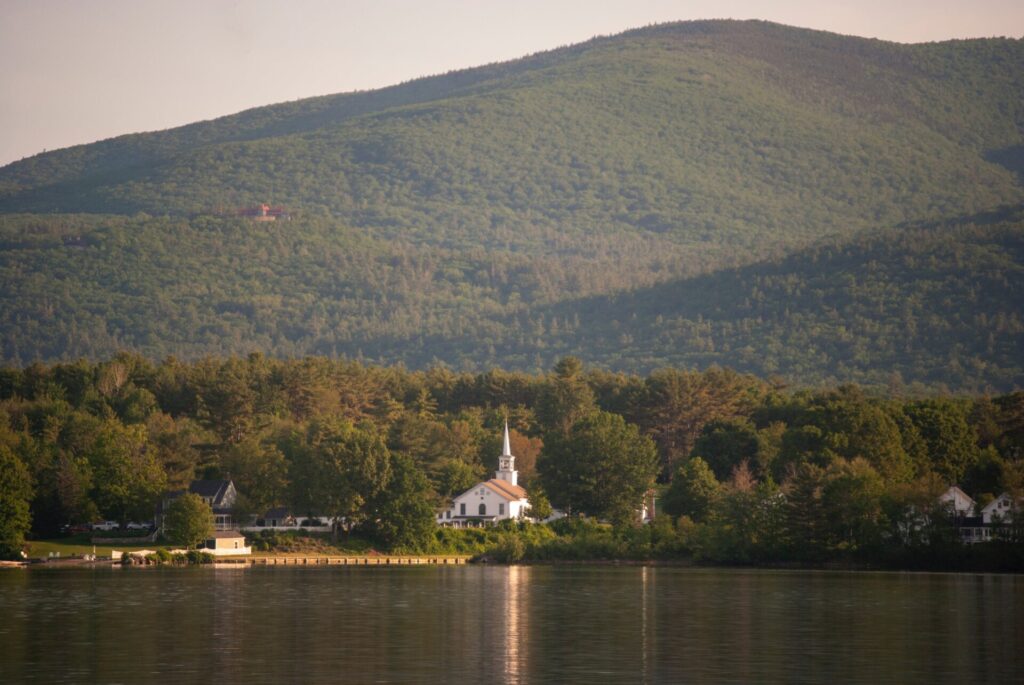 little mountain town in Tuftonboro, NH, United States