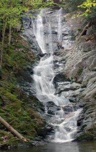 Top 10 Waterfalls in Massachusetts | RVshare