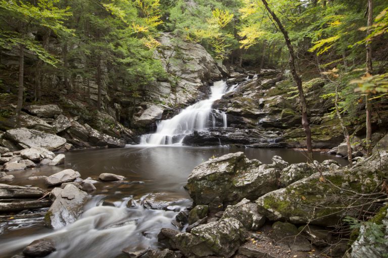 Top 10 Waterfalls In Massachusetts 