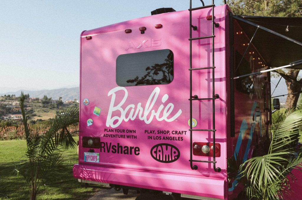 Barbie Mattel Pink Dream Camper Van Motorhome w/Swimming Pool