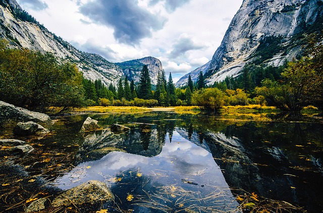 Mirror Lake and mountains at Yosemite National Park