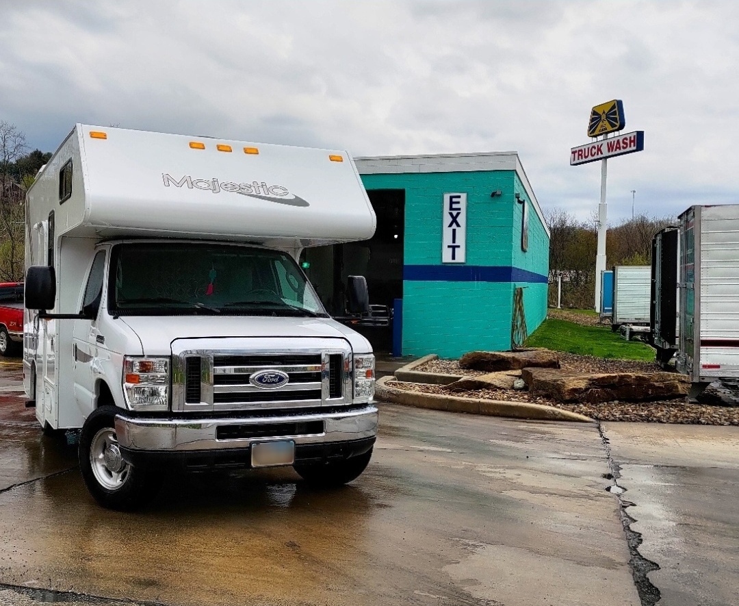 Keeping Your RV in TipTop Shape while Exploring the Country with Vanna