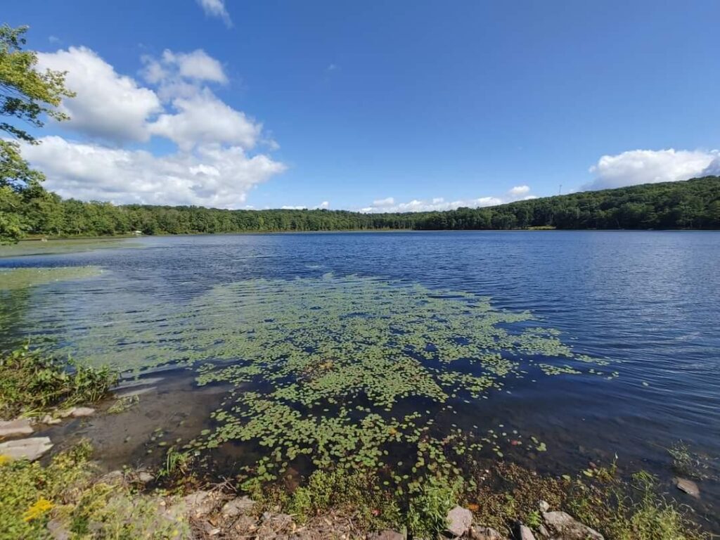 Clear, sunny day at Moon Lake