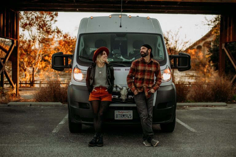 van life couple