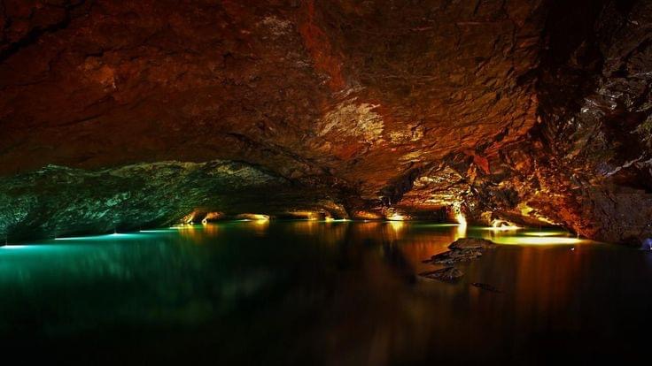 Underground Lake - Lost Sea Adventure tour