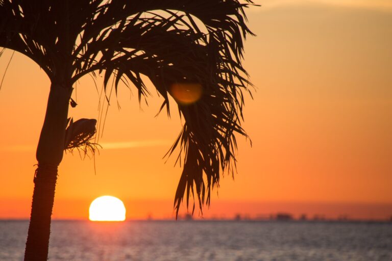 Weekend RV trips near Miami: sunset over the ocean in the Florida Keys